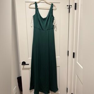 Elegant Green Sleeveless Dress